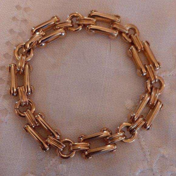 Givenchy Chain Link  Bracelet - Picture 1 of 5